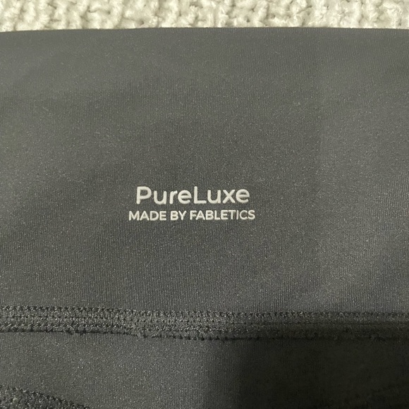 Fabletics pure luxe 6” 2 shorts black and grey - Picture 1 of 6